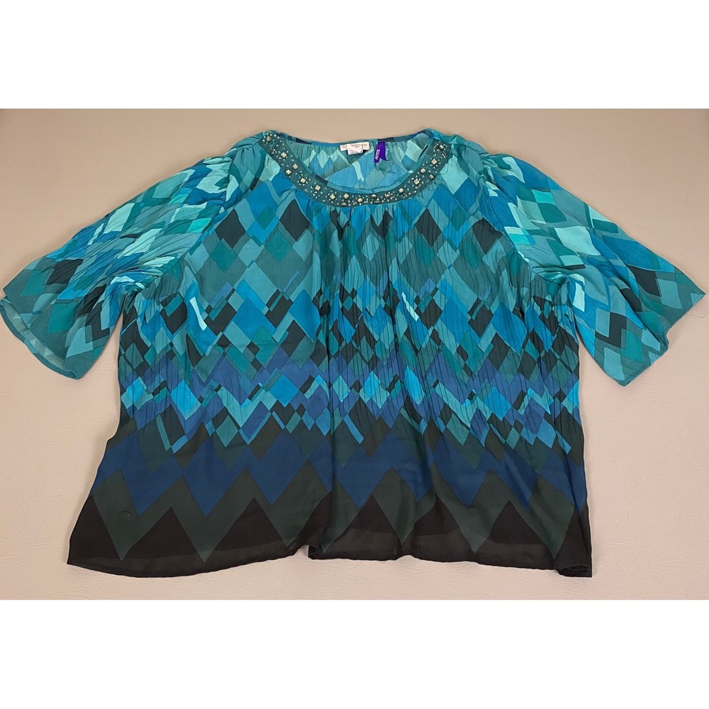 Catherines Blouse Top Women's Plus 2XWP Blue Geometric Pleated Beaded Scoop Neck